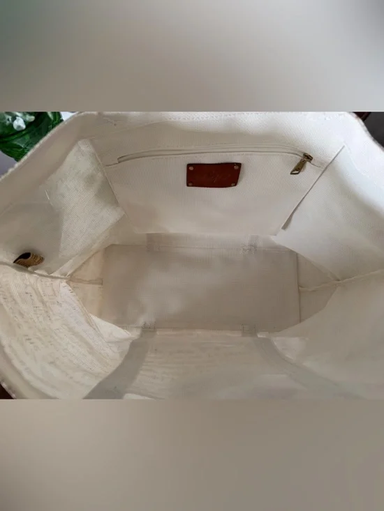 Patricia Nash 10th Anniversary Tote with Dustbag - Picture 11 of 17